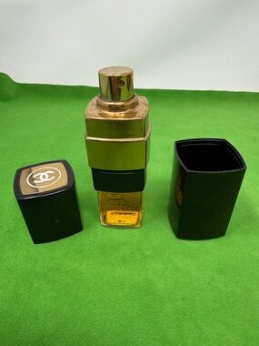 Chanel No. 5 Spray Cologne Perfume 1.7 fl oz 50 ml Refillable Black Case